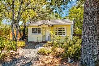 Grapevine Cottage by AvantStay Hobby Vineyard Firepit - Glen Ellen - 0