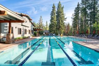 Sierra by AvantStay Ski In Ski Out Near Truckee w Access to Northstar Resort Community - Kingswood Estates - 8