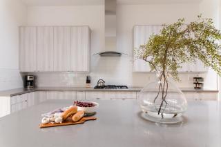 Julep by AvantStay Stylish 9 BR Estate w Mid-Century Modern Decor - Phoenix - 2