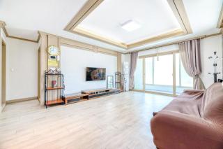 Samcheok Greenhyang Pension - 9