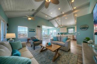 Private Pool Game Room Golf Cart Zone Boat Parking Beacharita by AvantStay - Port Aransas - 7