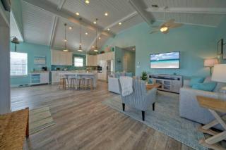 Private Pool Game Room Golf Cart Zone Boat Parking Beacharita by AvantStay - Port Aransas - 1