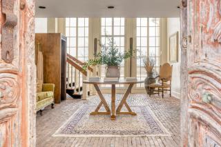 River House by AvantStay Historic Secluded Estate on the Hudson River w Pool Sleeps 24 - 4