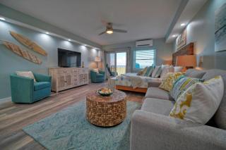 Beachfront Condo Prvt Balcony w View Pool Access Beach Happy by AvantStay - Port Aransas - 9