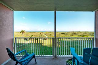 Beachfront Condo Prvt Balcony w View Pool Access Beach Happy by AvantStay - Port Aransas - 7