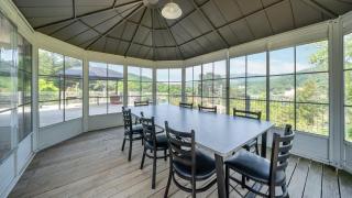 Gapyeong Yeonkkocchosu Pet Pension - 8