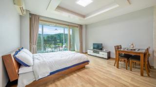 Gapyeong Yeonkkocchosu Pet Pension - Gapyeong - 8