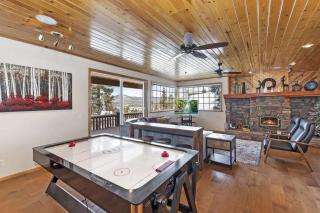 Zen Den by AvantStay Entertainers Home in Ideal Big Bear Location w Hot Tub - Big Bear Lake - 6