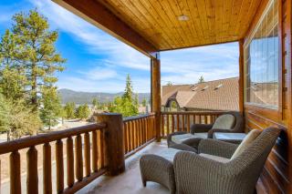 Zen Den by AvantStay Entertainers Home in Ideal Big Bear Location w Hot Tub - Big Bear Lake - 9