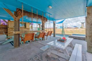 Totally Beachin by AvantStay Private Heated Pool Hot Tub Fire Pit - Port Aransas - 9
