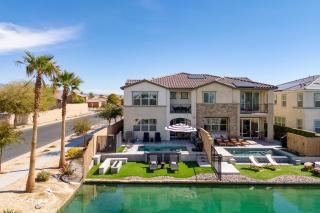 Lago Luxe by AvantStay Lakefront Private Pool Great for Festival Season - Indio - 0