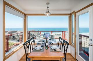 Blue Horizon by AvantStay Panoramic Views of the Ocean w Entertainers Patio - Rockaway Beach - 3