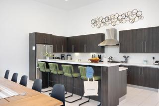 Sleeps 28 Bocce Ball Pool EV Charger Near Coachella Polo Villas Paradise - La Quinta - 5