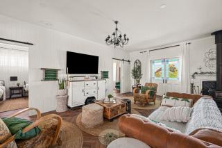 Palm Tree Cottage - Aldinga Beach - C21 SouthCoast Holidays - Aldinga Beach - 1