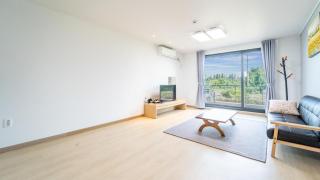 Jeju ChunJaNe Pension - 3