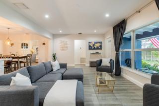 Charlie’s Place by AvantStay Hot Tub Deck Yard - Fort Lauderdale - 5