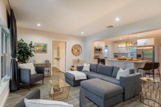 Charlie’s Place by AvantStay Hot Tub Deck Yard - Fort Lauderdale - 3