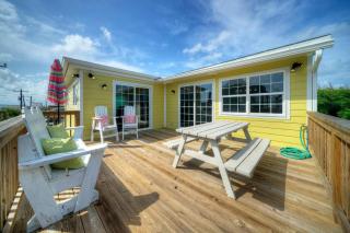 Sun Beach by AvantStay Private Pool Near Beach - Port Aransas - 4