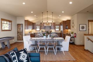 Atkinson by AvantStay Lake Front Home w Stunning Views in Tahoe Vista - Tahoe Vista - 7