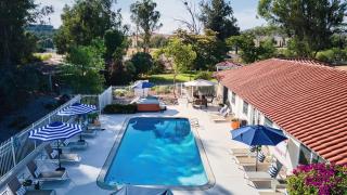 Merlot by AvantStay Exquisite Home w Pool and Stunning Patio - Sage - 9