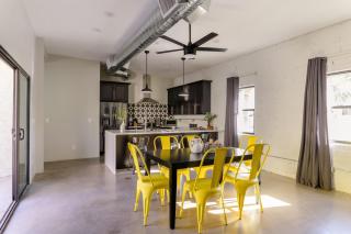 Luna Stellar by AvantStay Modern Artists Loft Buyout w 10 BRs Patio Billiards - Scottsdale - 8