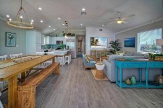 Once Upon A Tide by AvantStay Private Pool - Port Aransas - 4