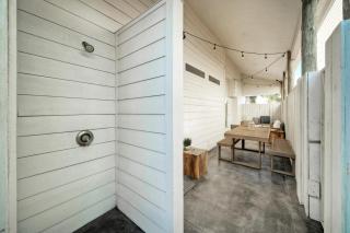 Pool Playground Patio Living Family-Friendly Clamshell Cottage by AvantStay - Port Aransas - 3