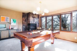 Gable by AvantStay Beautiful 3.5 Acre Oasis w Gorgeous Views Pool Hot Tub - Santa Rosa - 1
