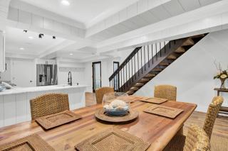 Mizzenmast by AvantStay Harbourtown Escape Group Retreat w Patio - Hilton Head Island - 1