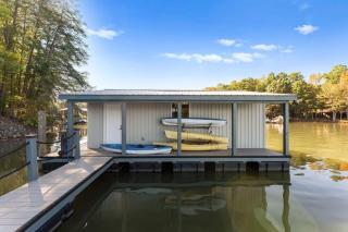 Modern Masterpiece by AvantStay Waterfront Private Dock - Denver - 4