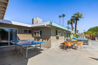 Azul Oasis by AvantStay Pool Hot Tub Bocce Ball Minutes from Downtown - Palm Springs - 6
