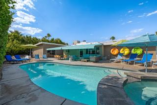 Azul Oasis by AvantStay Pool Hot Tub Bocce Ball Minutes from Downtown - 0