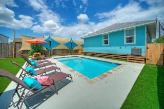Aloha Ohana by AvantStay Private Pool Near Beach - Port Aransas - 0