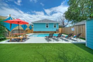 Aloha Ohana by AvantStay Private Pool Near Beach - Port Aransas - 3