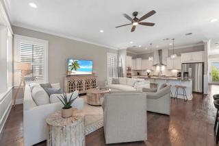 Back to the Beach by AvantStay Golf Cart Bikes Included Pool Access - Santa Rosa Beach - 5