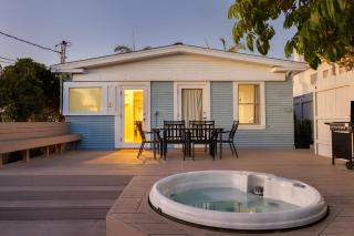 Cliff View by AvantStay Hot Tub Fire Pit 1 block from Downtown La Jolla - San Diego - 9