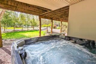 Mews Mountain House by AvantStay Walk to Beach Hot Tub Game Room - Albrightsville - 9