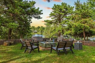 For Lake Sake by AvantStay Lakefront Hot Tub View - Long Pond - 0