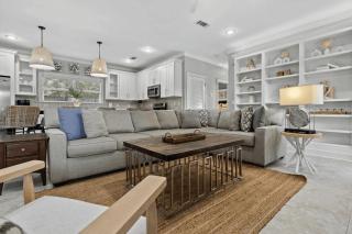 Honey Bee Bungalows by AvantStay Boat Friendly Pool Access - Destin - 5
