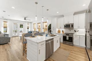 Chic Shack by AvantStay Private Pool Walk to Beach Sleeps 13 - Panama City Beach - 1