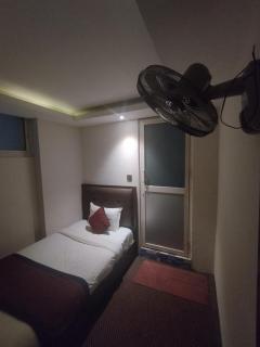 Hotel de Universal - Kathmandu - 7