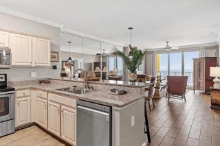 Bahama Breeze by AvantStay Gulf Front 2 Pools Beach Chairs Included - Panama City Beach - 2
