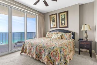 Bahama Breeze by AvantStay Gulf Front 2 Pools Beach Chairs Included - Panama City Beach - 1