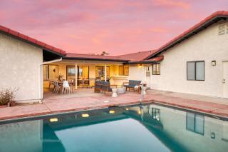 Lava Rocks by AvantStay Gorgeous Desert Haven w Pool Hot Tub Fire Pit Ping Pong - Yucca Valley - 0