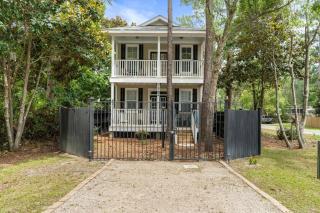 Coastal Soul 393 by AvantStay Near Boat Ramp Bay Private Yard - Santa Rosa Beach - 0