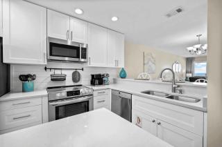 Blue Marlin by AvantStay Beachfront w Views Pool Access Beach Chairs - Panama City Beach - 6