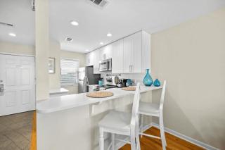Blue Marlin by AvantStay Beachfront w Views Pool Access Beach Chairs - Panama City Beach - 4