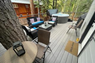 Sweet Pine Deck Hot Tub Cozy Modern Interior Close to Ski Resort - Pomins - 7