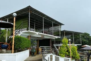 SMDP Resort Hotel CamSur - Tigaon - 6