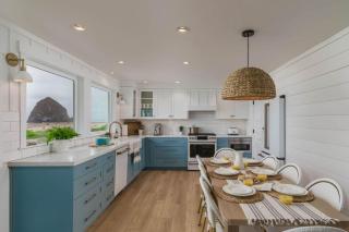 Driftaway by AvantStay Direct Cannon Beach Access w Stunning Views - Cannon Beach - 8